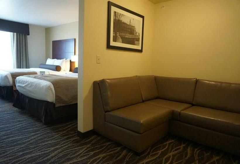 Deluxe Suite, Cobblestone  & Suites  Chippewa Falls