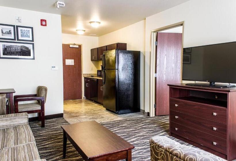 Suite, Cobblestone  & Suites  Chippewa Falls