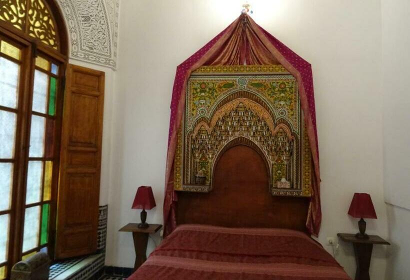 اتاق سوپریور, Dar Al Safadi