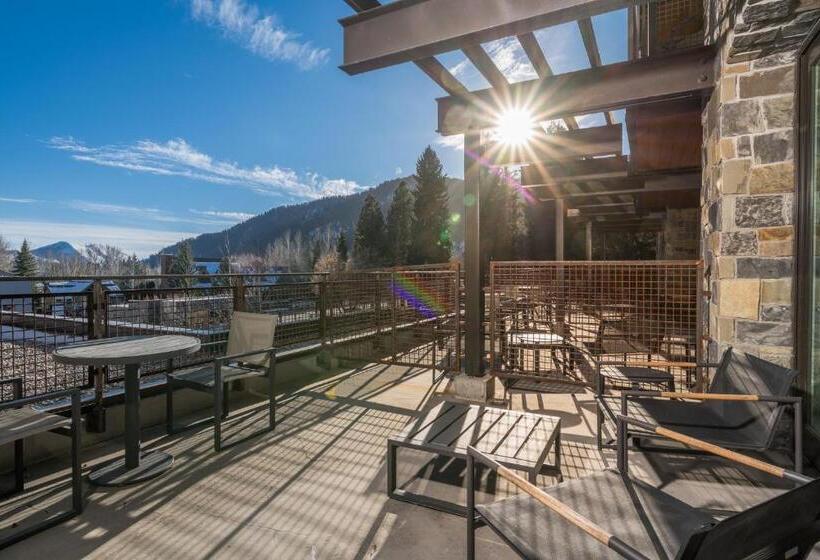 اتاق استاندارد با تراس, Limelight Hotel Ketchum