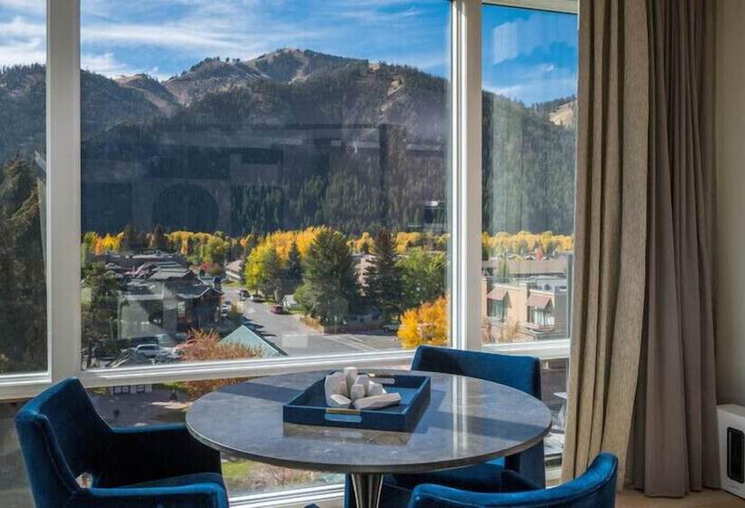 1 Bedroom Penthouse Apartment, Limelight  Ketchum
