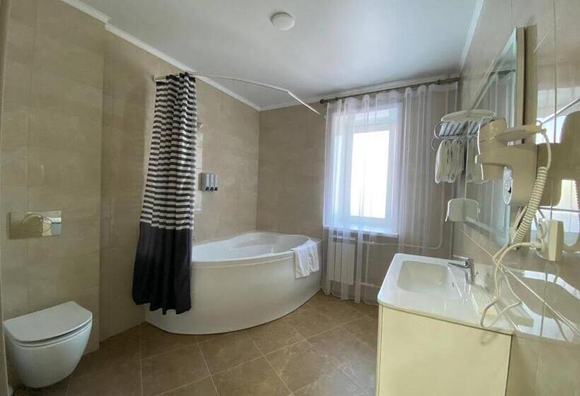 آپارتمان 1 خوابه با بالکن, Skif Hotel & Spa