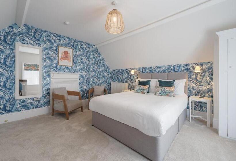 اتاق اجرایی با تخت بزرگ, Florence Suite Boutique Hotel And Restaurant