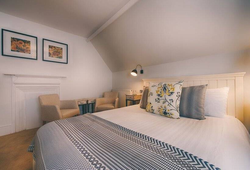 اتاق اجرایی با تخت بزرگ, Florence Suite Boutique Hotel And Restaurant