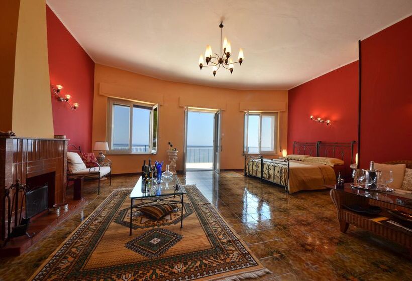سوییت جونیور با چشم‌انداز دریا, Blue Island Villa Caterina