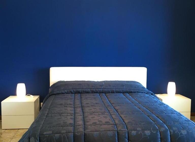 اتاق لوکس با چشم‌انداز دریا, Blue Island Villa Caterina