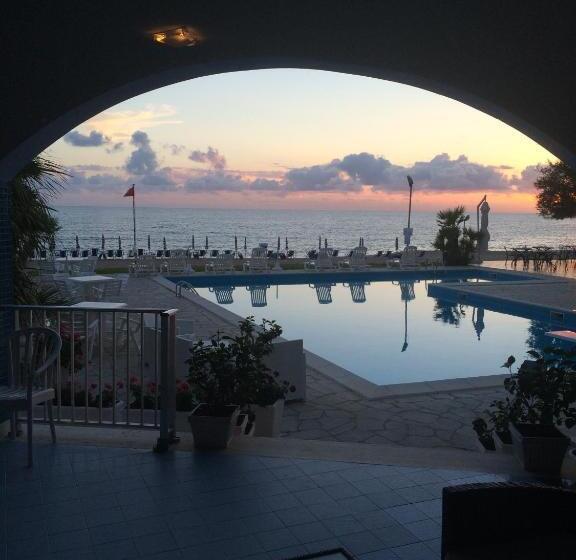 Triple Room Sea View, Poseidon