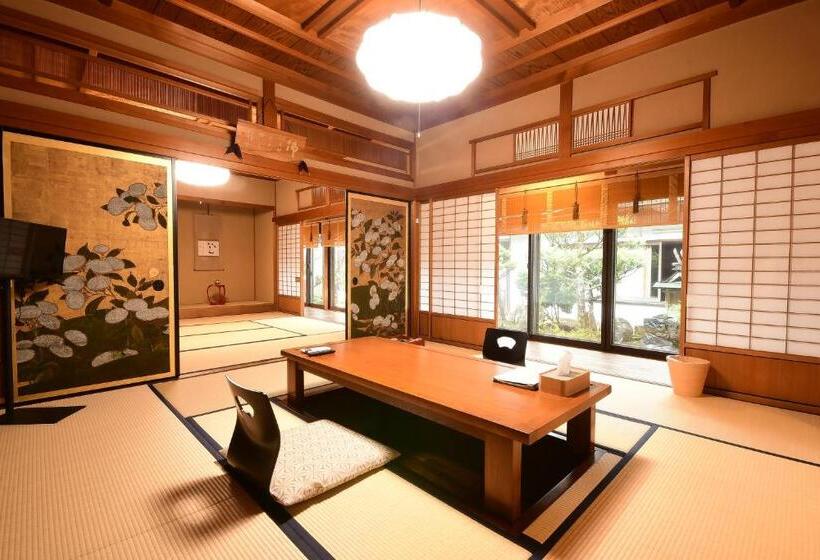 سوییت, 高野山 宿坊 桜池院  Koyasan Shukubo Yochiin