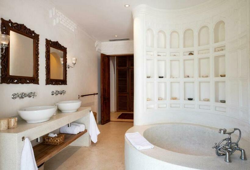 اتاق استاندارد, Qambani Luxury Resort