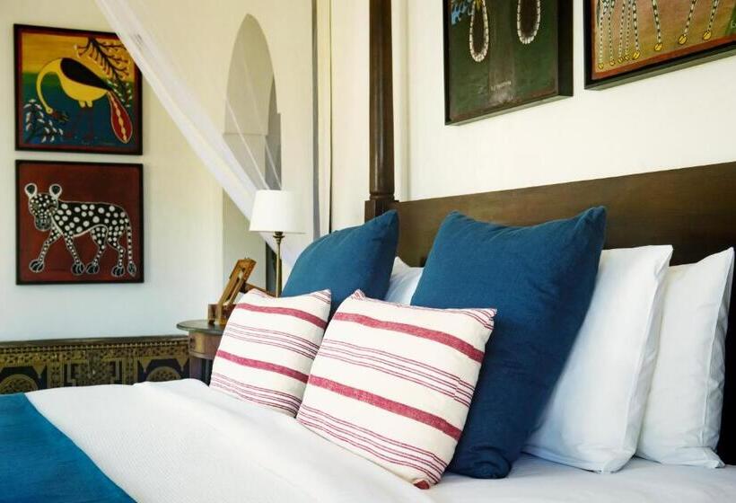 ویلای یک اتاق خوابه با استخر شنا, Qambani Luxury Resort