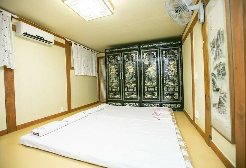 اتاق خانوادگی, Bukchonmaru Hanok Guesthouse