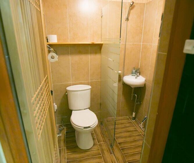 اتاق خانوادگی, Bukchonmaru Hanok Guesthouse