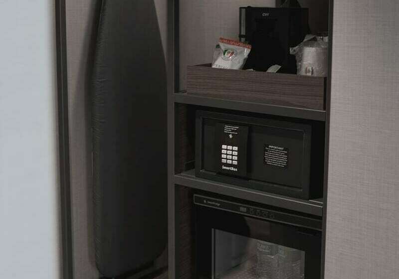 اتاق استاندارد با تخت دوبل, Ac Hotel By Marriott Madison Downtown