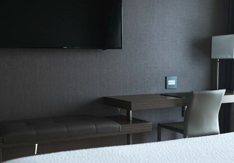 اتاق استاندارد با 2 تخت دوبل, Ac Hotel By Marriott Madison Downtown