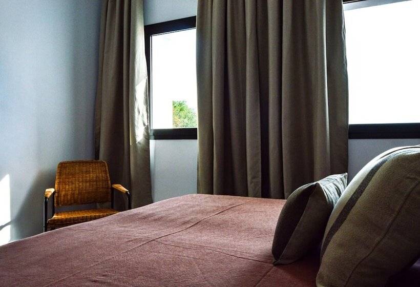 اتاق لوکس, Arena House Conil