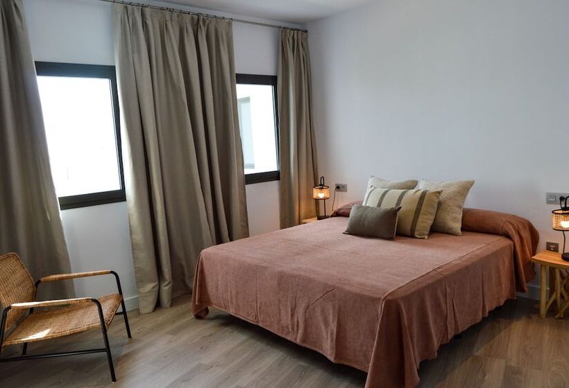 اتاق لوکس, Arena House Conil