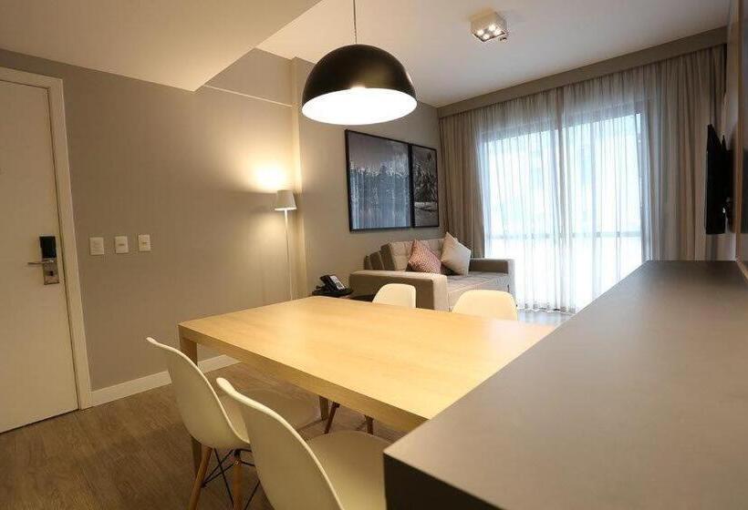 اتاق استاندارد, Astron Suítes Mondial Salvador By Nobile