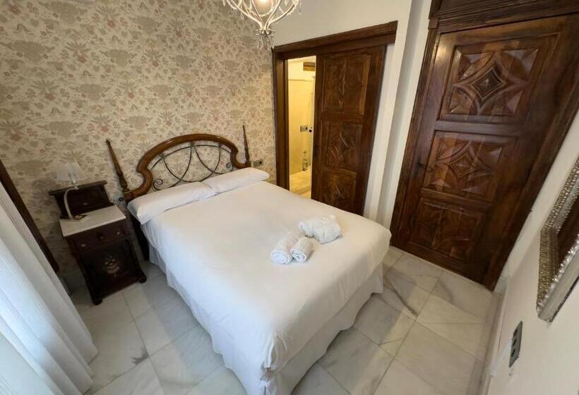 اتاق استاندارد, Suite Comares
