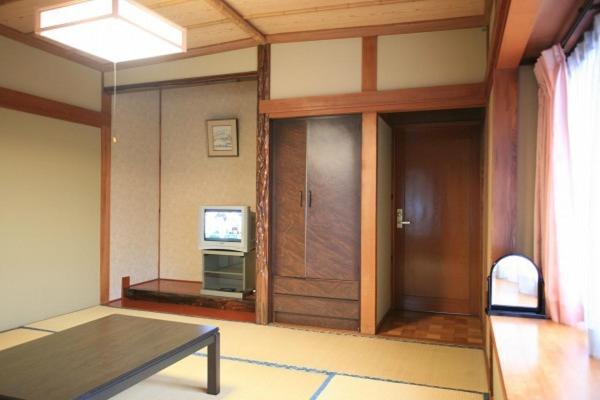 اتاق استاندارد چهارنفره با سرویس بهداشتی مشترک, Country Inn Kashiwabara