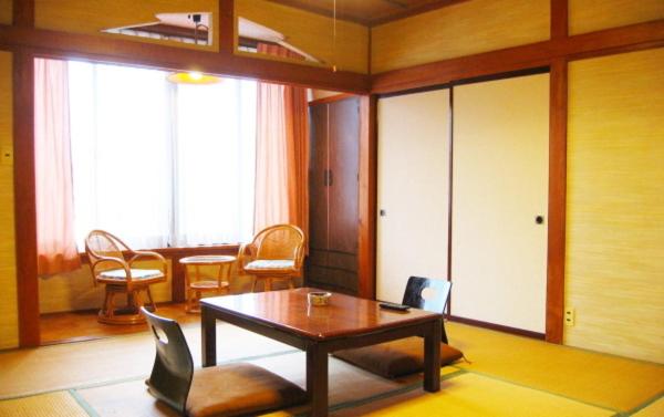 اتاق استاندارد چهارنفره با سرویس بهداشتی مشترک, Country Inn Kashiwabara