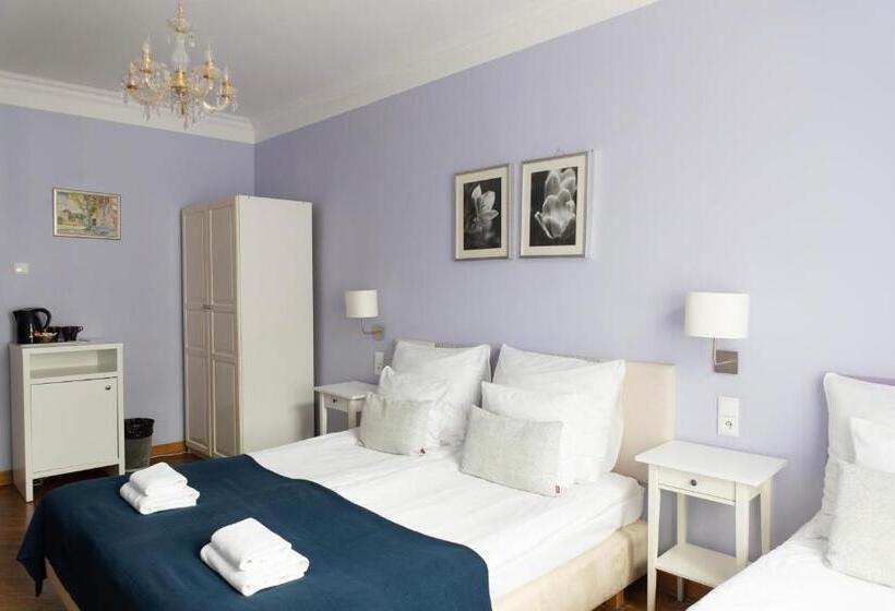 اتاق استاندارد سه نفره, Gołębia 8 Residence
