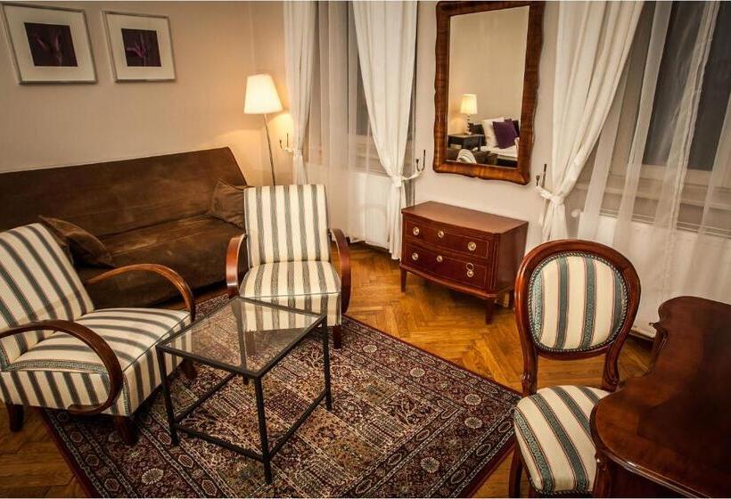 آپارتمان خانوادگی 2 خوابه, Gołębia 8 Residence