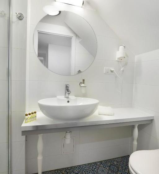 استودیوی استاندارد, Gołębia 8 Residence