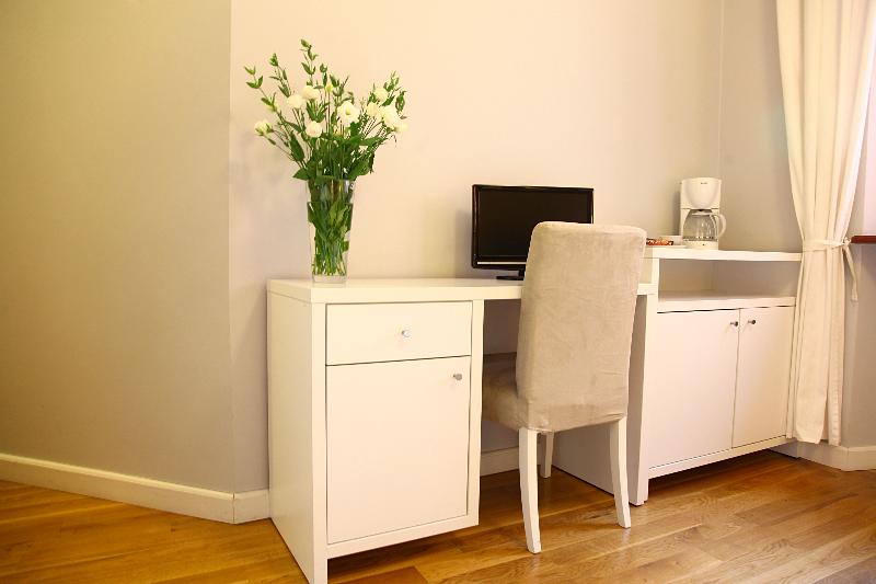 اتاق لوکس, Gołębia 8 Residence