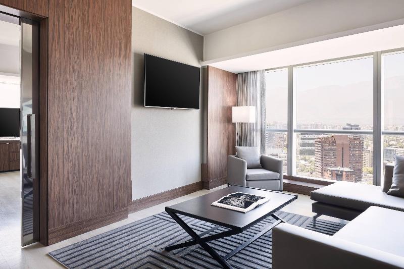 سوئیت با تخت بزرگ, Ac Hotel By Marriott Santiago Costanera Center