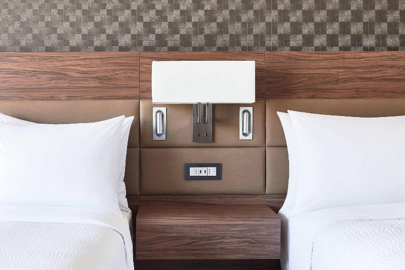 اتاق استاندارد با تخت بزرگ, Ac Hotel By Marriott Santiago Costanera Center