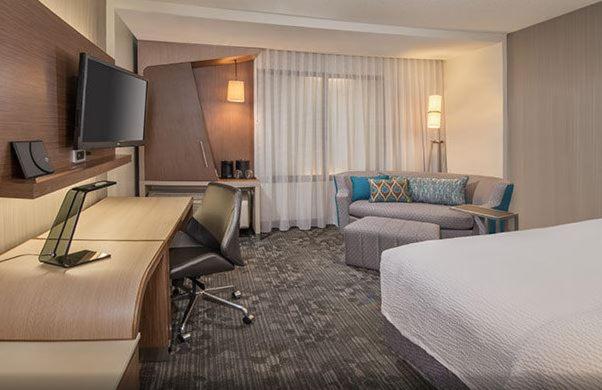 اتاق استاندارد با تخت بزرگ, Courtyard By Marriott Rome
