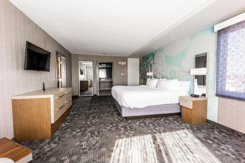 اتاق استاندارد با تخت بزرگ, Courtyard By Marriott Rome