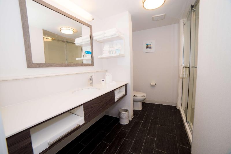 اتاق استاندارد با تخت بزرگ, Hampton Inn Atlantic City/absecon