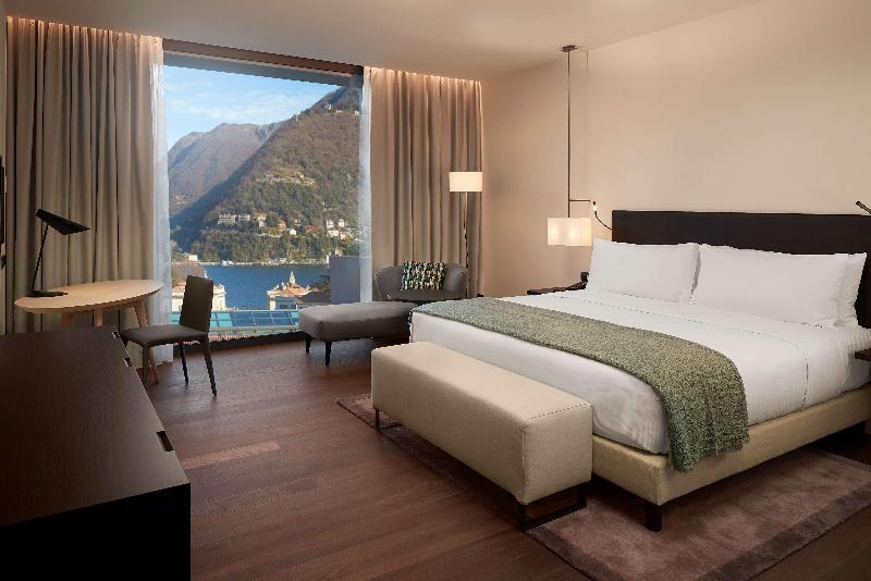 اتاق لوکس با چشم‌انداز دریاچه, Hilton Lake Como