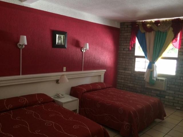 اتاق استاندارد با 2 تخت دوبل, Raldos Inn