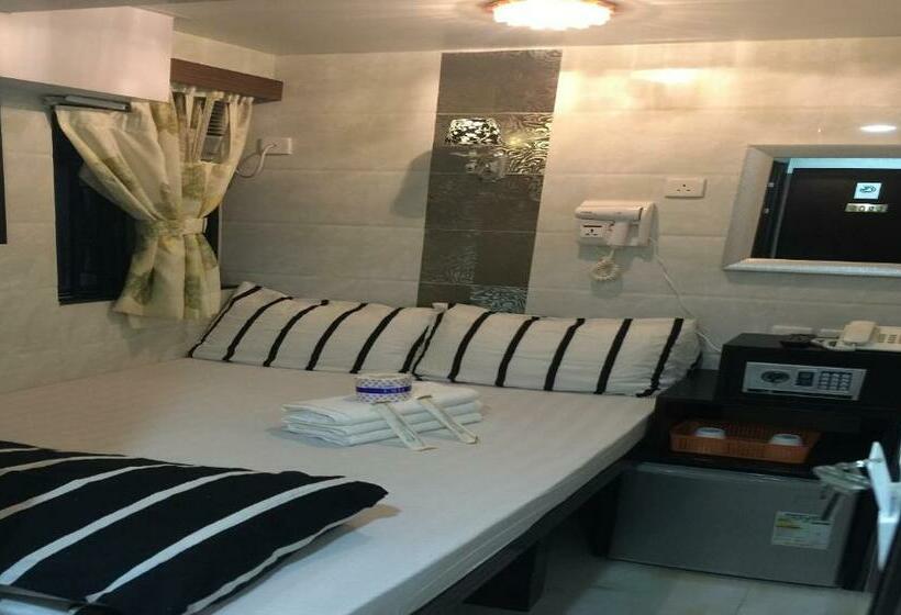 اتاق استاندارد, Hostel Venus