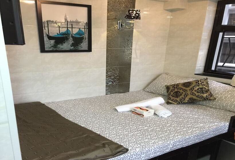 اتاق استاندارد, Hostel Venus