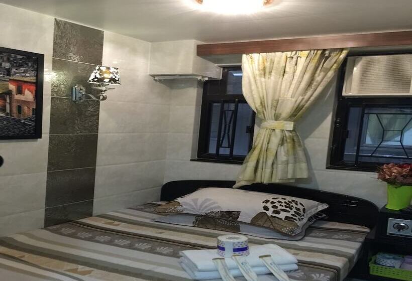 اتاق استاندارد, Hostel Venus