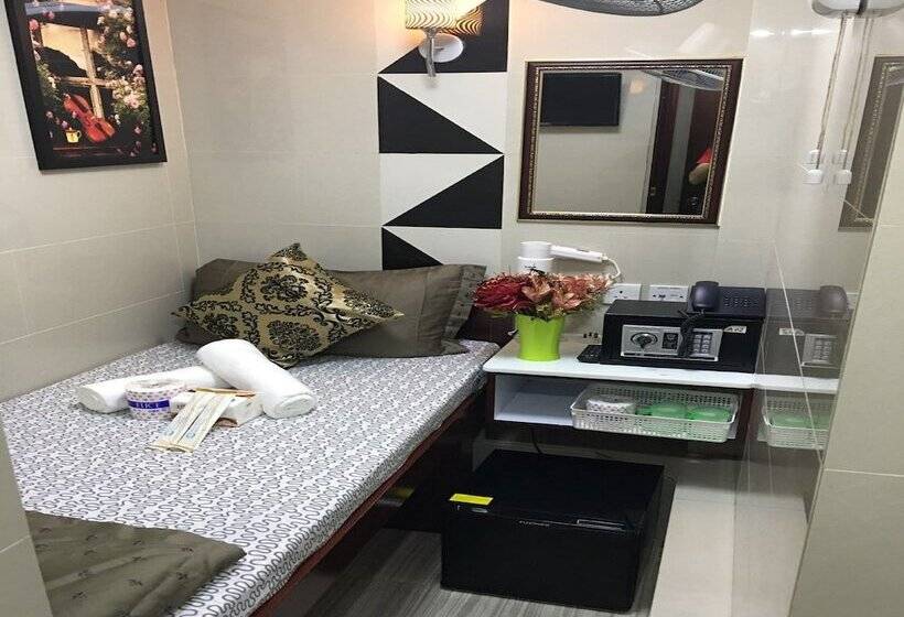 اتاق استاندارد یک نفره, Hostel Venus