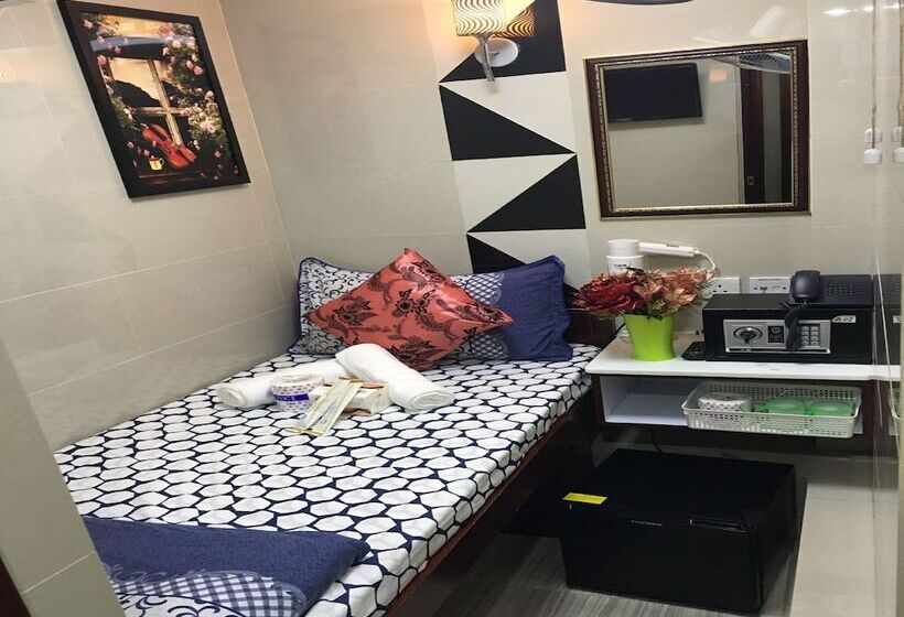 اتاق استاندارد یک نفره, Hostel Venus