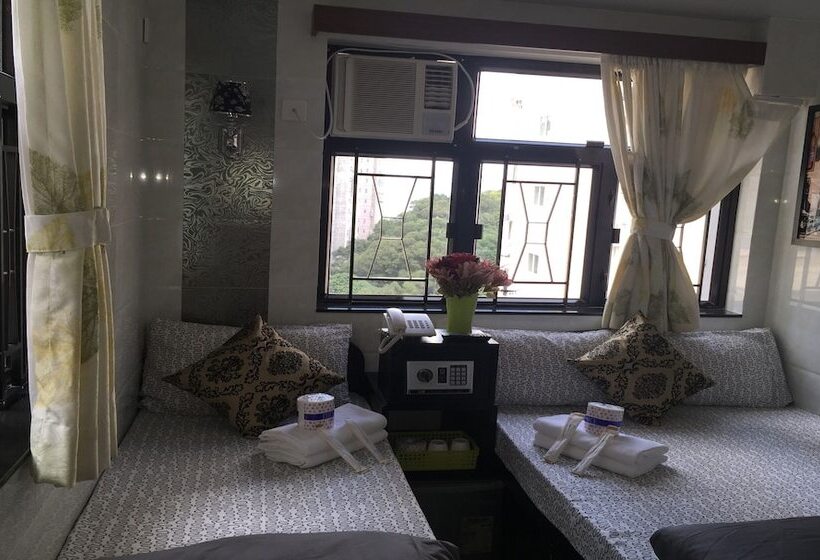 اتاق استاندارد سه نفره, Hostel Venus