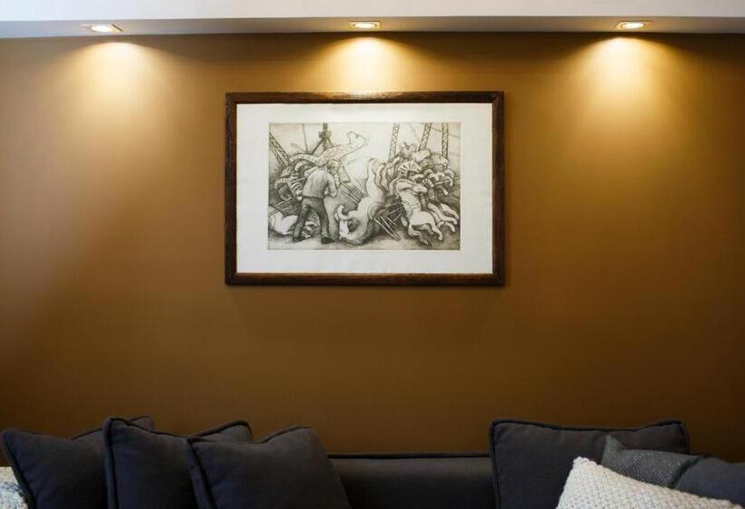 اتاق خانوادگی, Maja Hotel Boutique