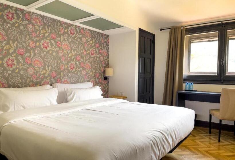 اتاق خانوادگی, Angelats Hotel   A Signature Boutique