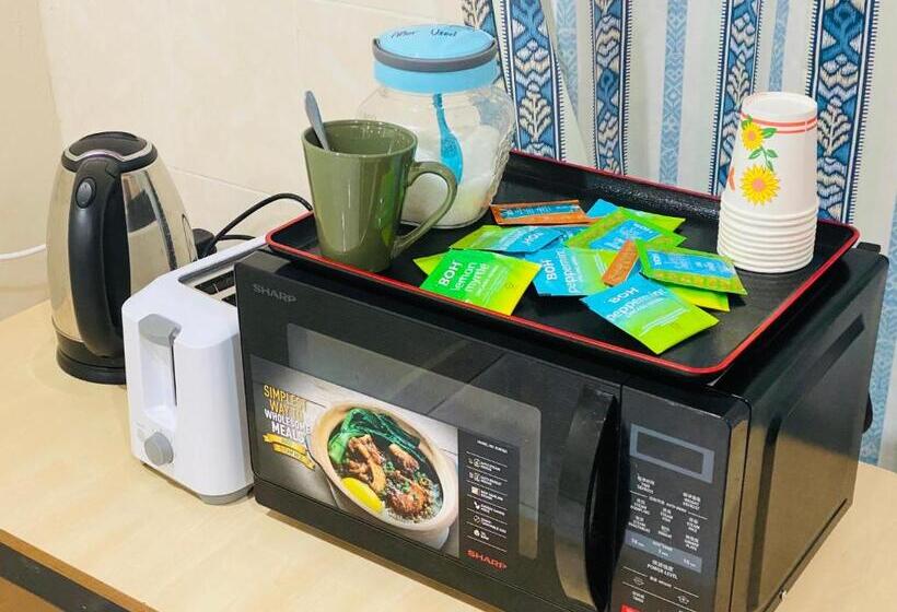 اتاق عادی, 100 Oastel Coliving