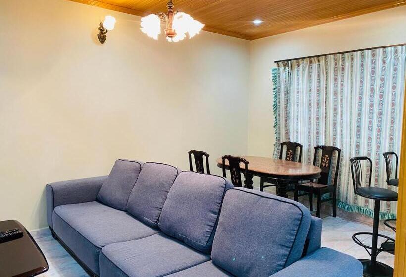 اتاق عادی, 100 Oastel Coliving