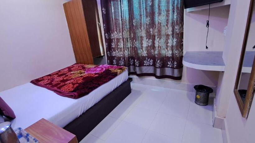 اتاق اکونومی, Shillong Guest House