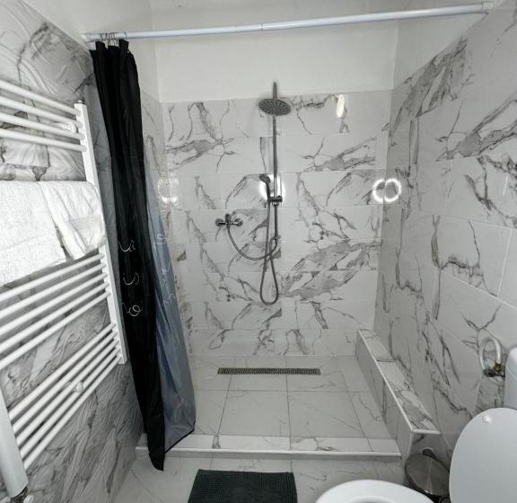 اتاق استاندارد, Airport17 B&b