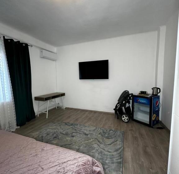 اتاق خانوادگی, Airport17 B&b