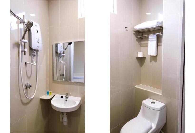 اتاق استاندارد با بالکن, Alexis Kt Roomstay