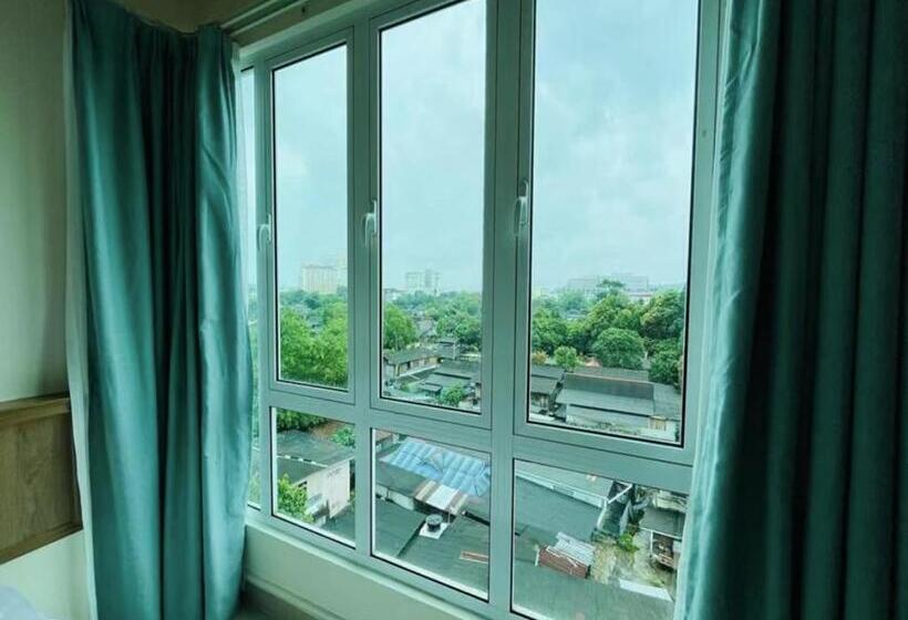 اتاق استاندارد با چشم‌انداز, Alexis Kt Roomstay
